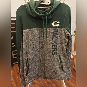 Woman’s NFL Team Shop Green Bay Packers long neck Hoodie. Size S.